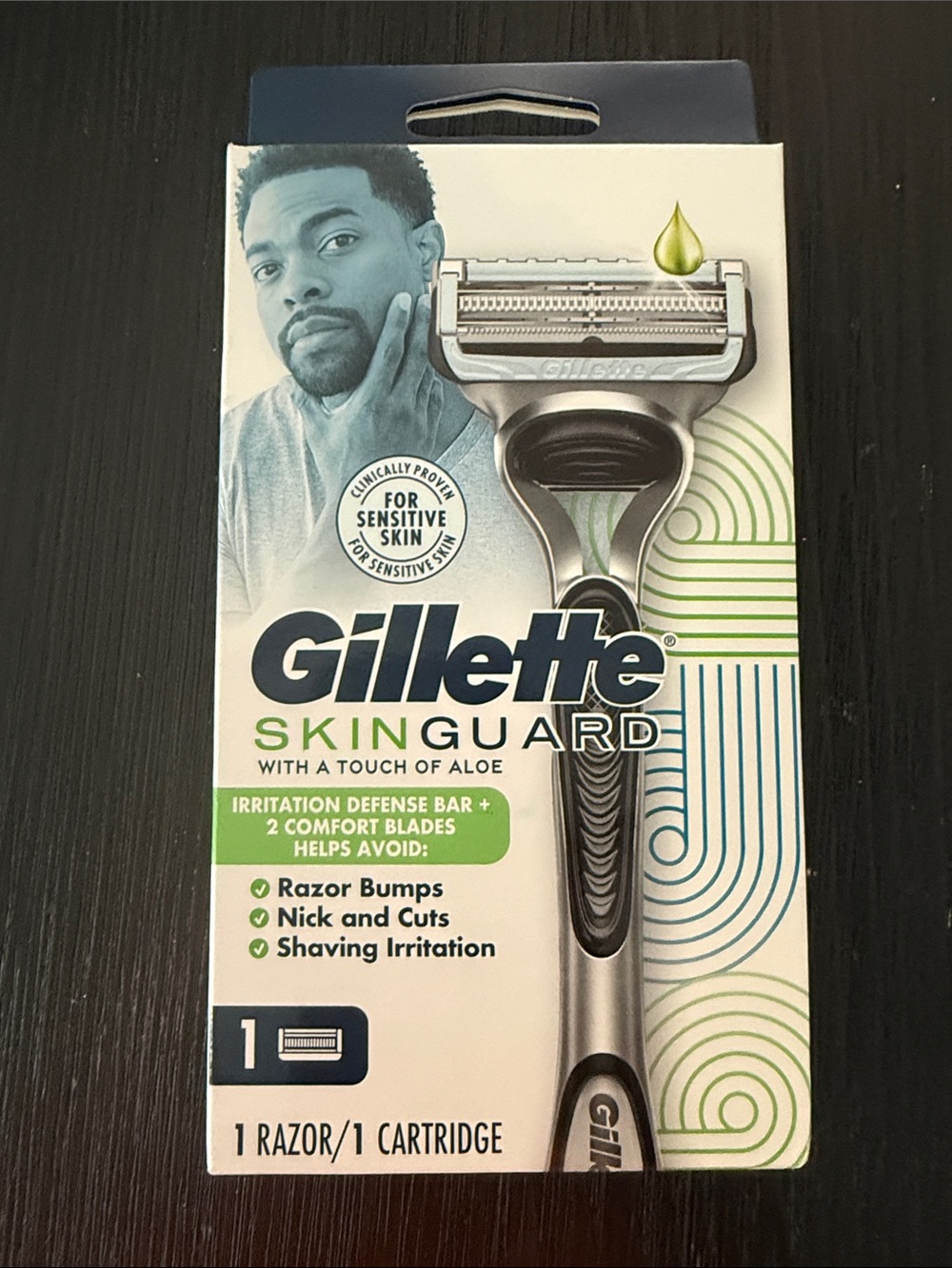 NWT Gillette SkinGuard Men's Razor